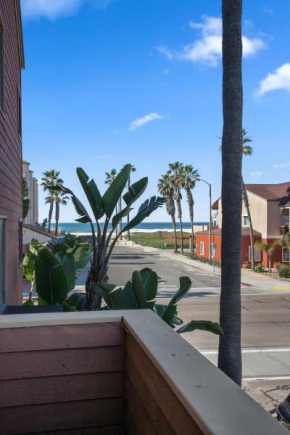 IB Coastal Condo, In The Heart of it All